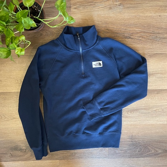 The North Face Women's XS 1/4 Zip Sweatshirt - Picture 1 of 6